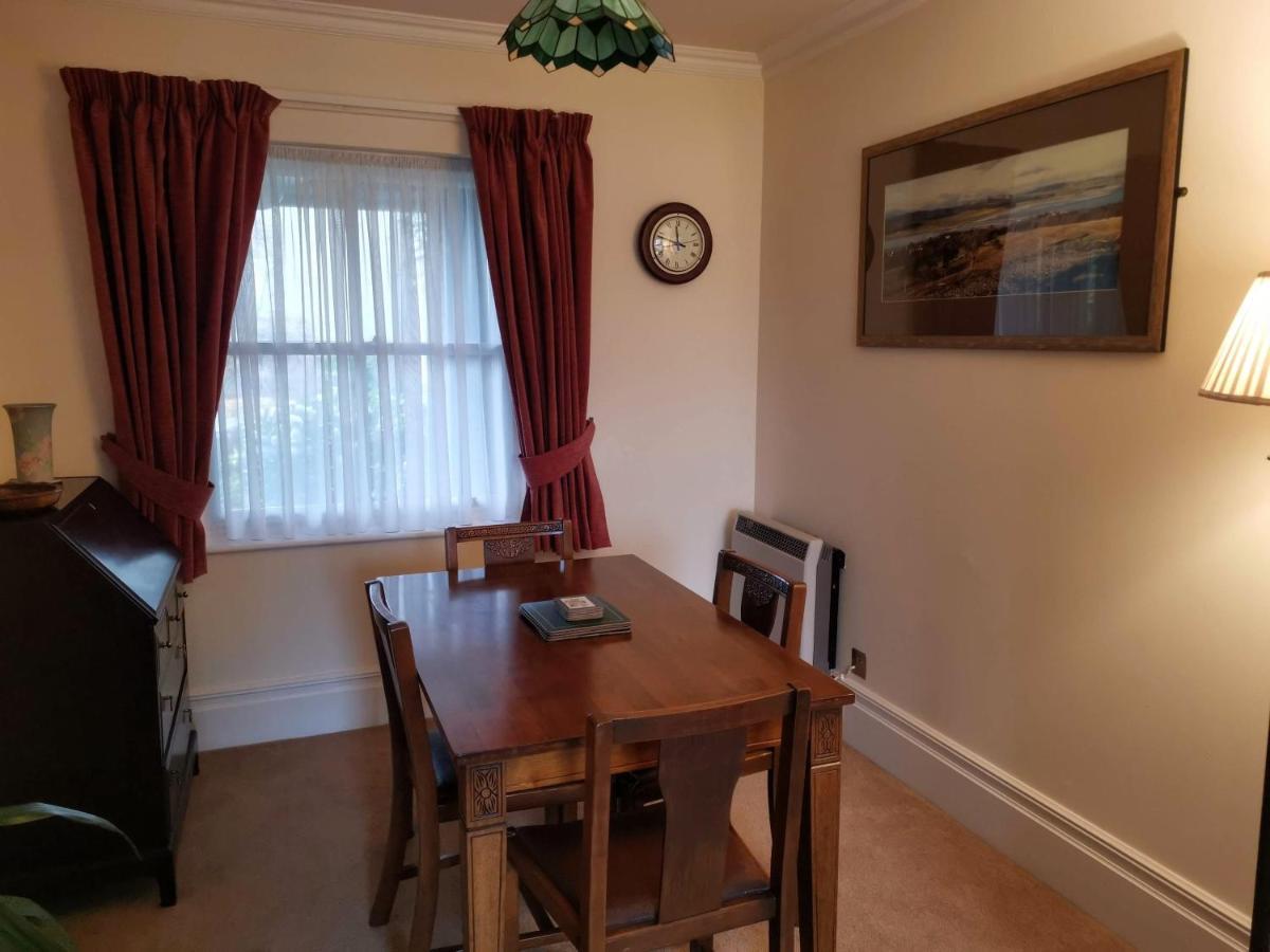 Crown Hill, Grange Over Sands Екстер'єр фото
