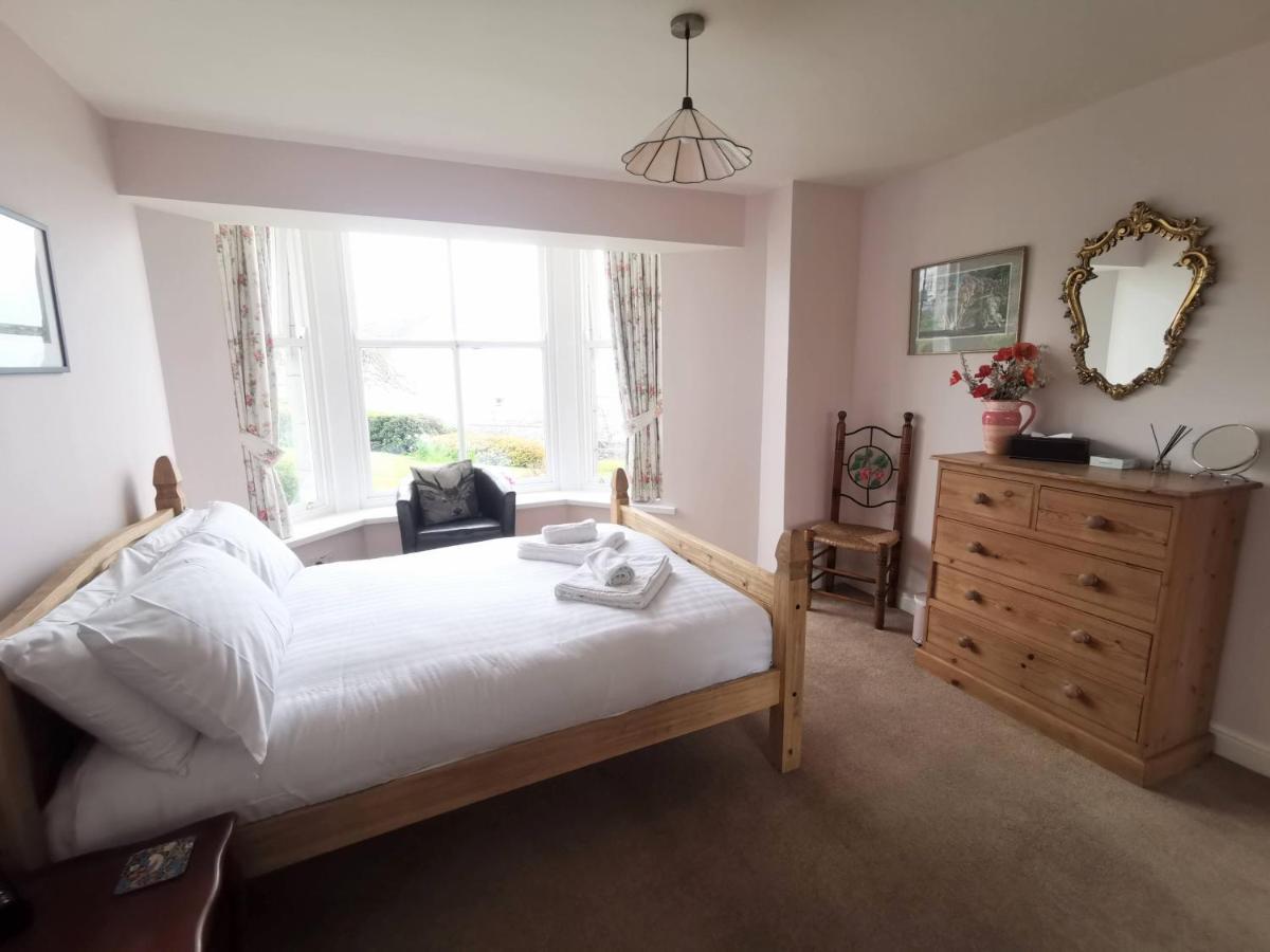 Crown Hill, Grange Over Sands Екстер'єр фото