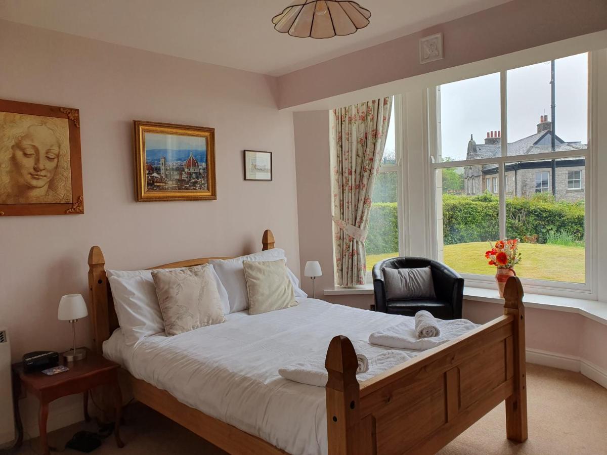 Crown Hill, Grange Over Sands Екстер'єр фото